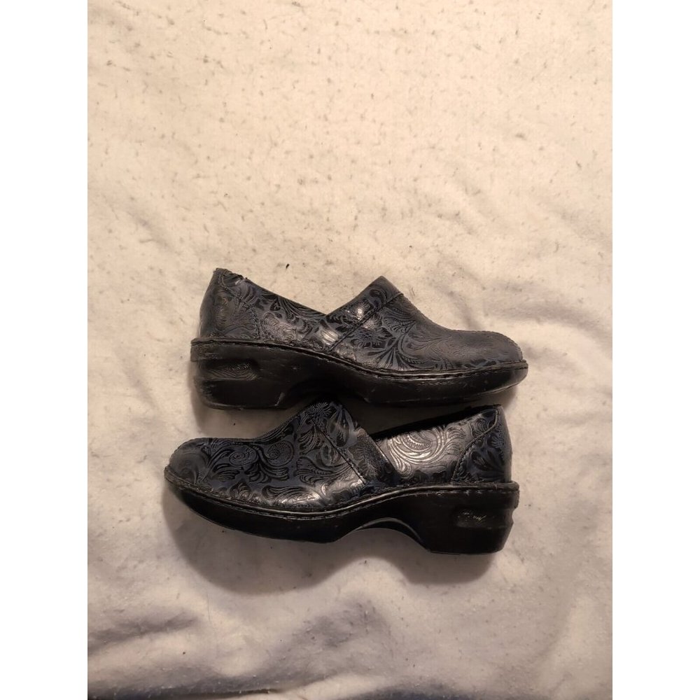 Thom McAn Toronto Navy Paisley Leather Women’s Clog Loafer Size 9W - Mules READ